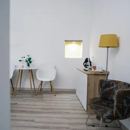 Flora Inn, Scotti's House - Due Passi In Centro 2* Bergamo