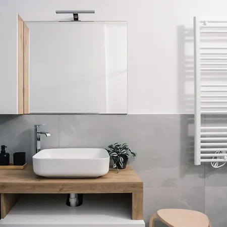 Guest house Flora Inn, Scotti's House - Due Passi In Centro Bergamo