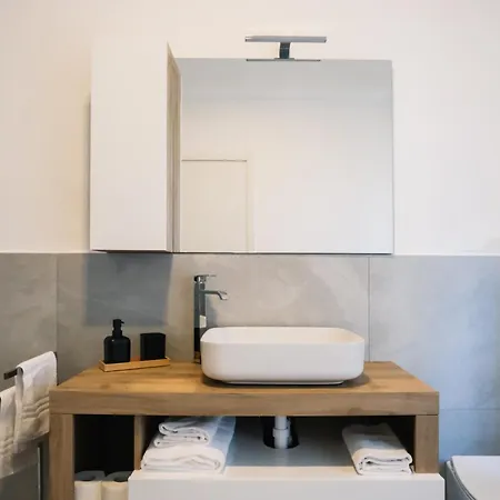 Flora Inn, Scotti's House - Due Passi In Centro Bergamo